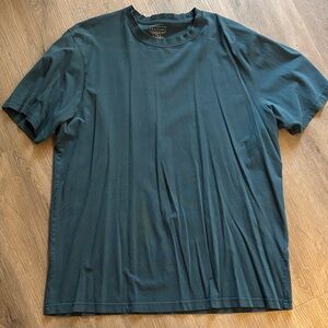 L.L. Bean Men's Dark Teal Short Sleeve Tee